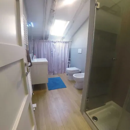 Piazza Dei Tribunali Apartmán *